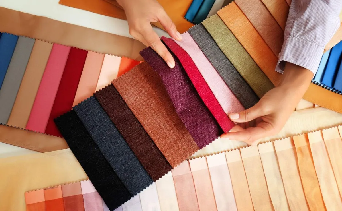 Poly cotton fabric wholesale rolls for garment manufacturers